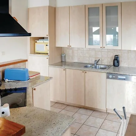 Amazing In Leuze With 4 Bedrooms, Private Swimming Pool And Outdoor Swimming Pool Ferienhaus Somme-Leuze