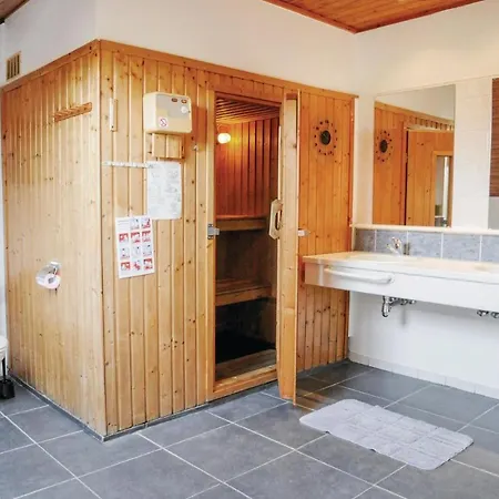 Amazing In Leuze With 4 Bedrooms, Private Swimming Pool And Outdoor Swimming Pool Somme-Leuze